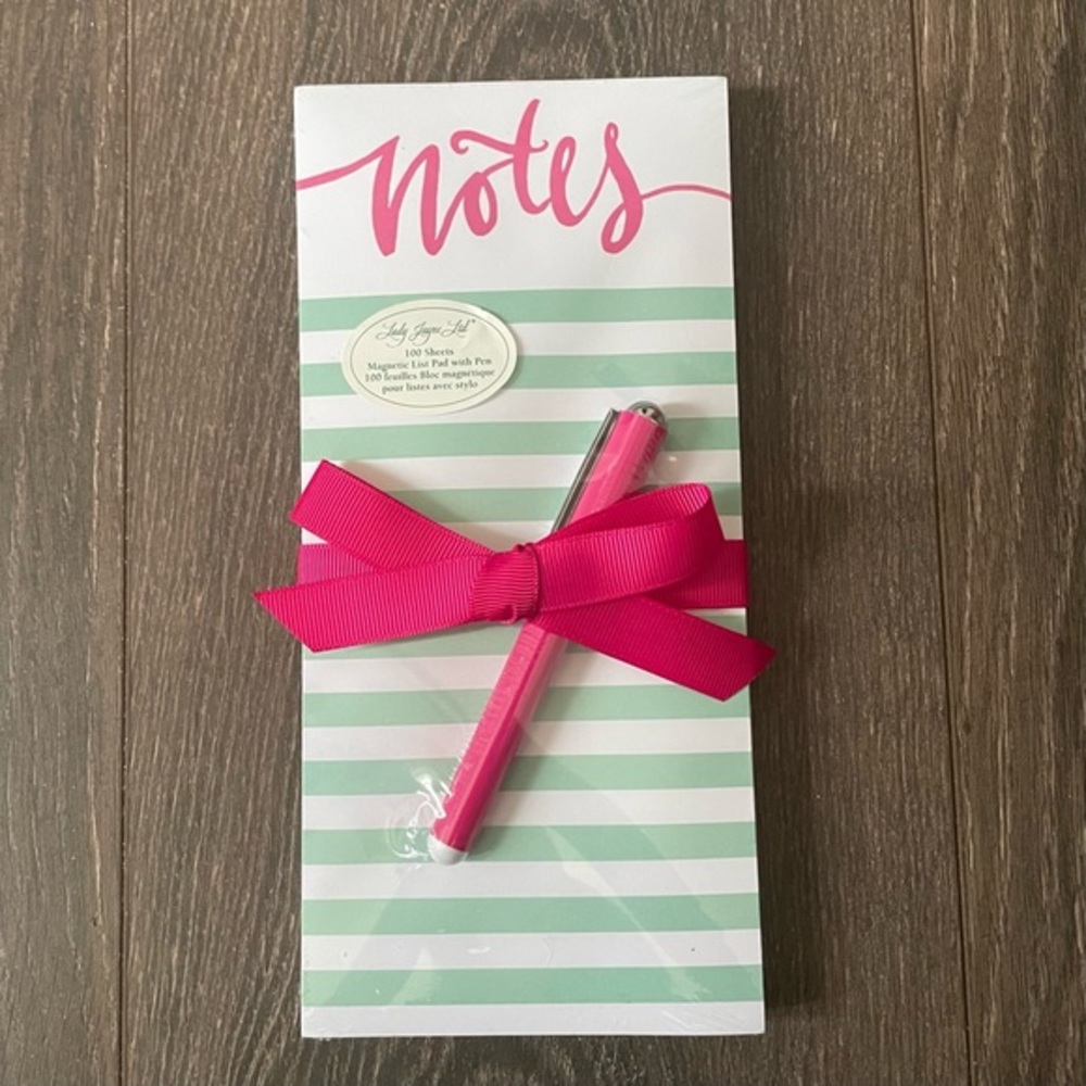 Notepad and Pen NWT Mint green white hot pink